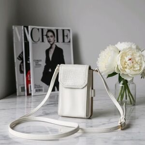 Stylish White Leather Crossbody Phone Bag / Wallet